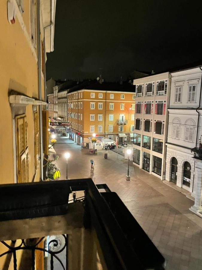 Apartamento Linden Korzo Rijeka Exterior foto