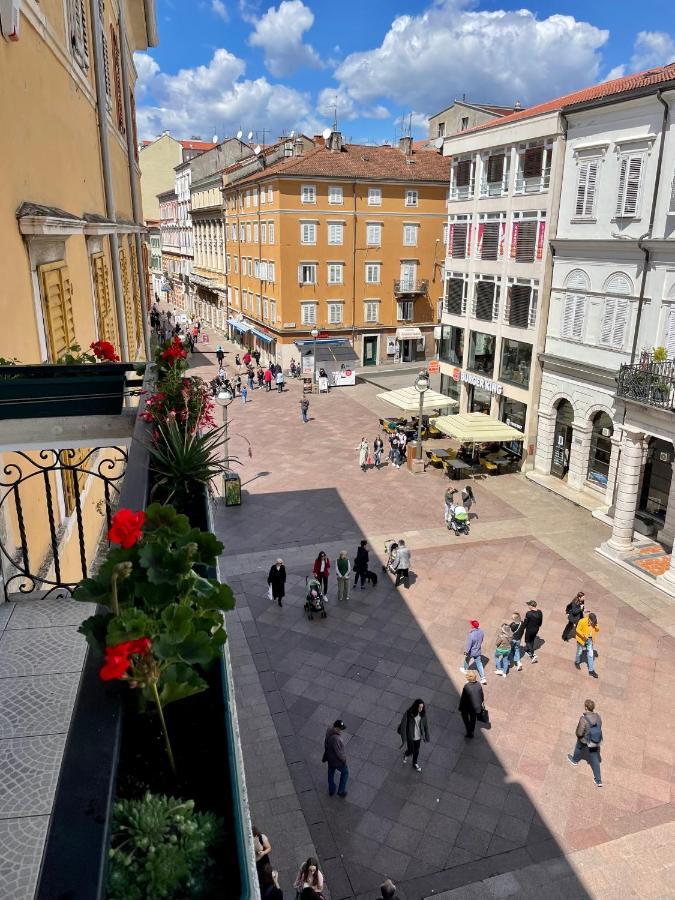 Apartamento Linden Korzo Rijeka Exterior foto